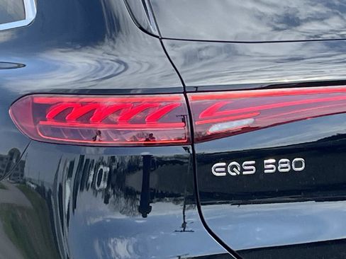 Certified 2023 Mercedes-Benz EQS 580 4MATIC SUV image 10