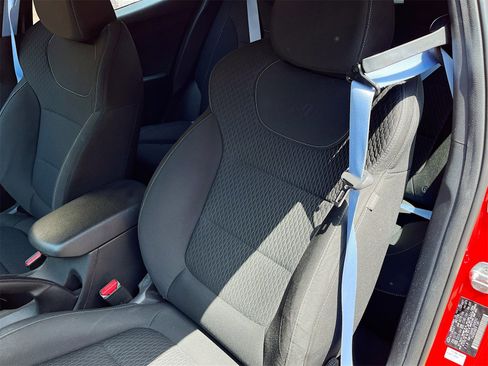 Used 2020 Hyundai Veloster N w/ Performance Package image 19