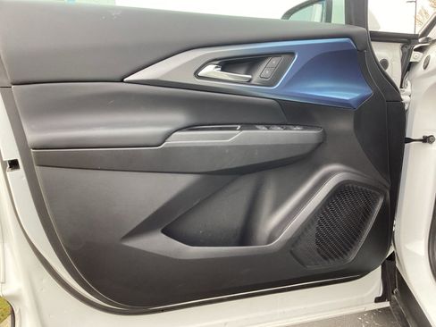 Used 2024 Chevrolet Equinox EV LT image 21