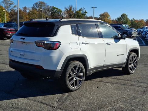 New 2026 Jeep Compass Limited AWD/4WD image 4