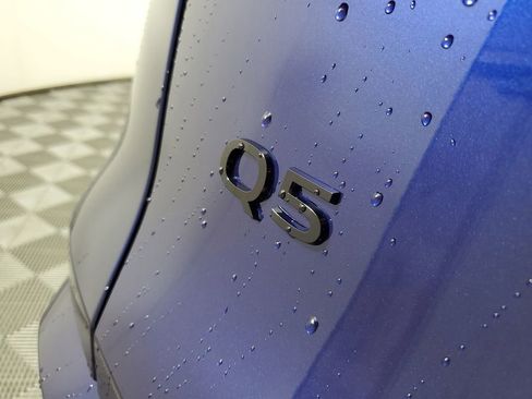 New 2025 Audi Q5 Premium Plus image 8