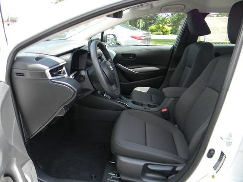 New 2026 Toyota Corolla LE FWD image 17