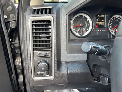 Used 2014 RAM 1500 Express AWD/4WD image 46