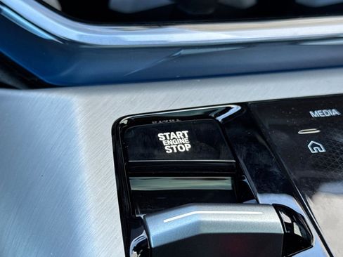 New 2026 BMW X3 xDrive30 w/ Premium Package image 16