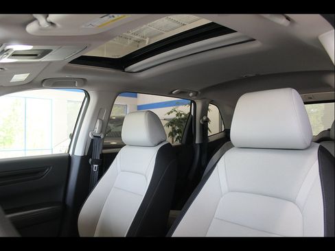 Certified 2024 Honda CR-V EX image 14