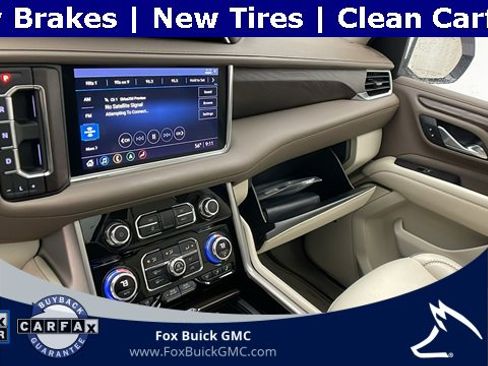 Used 2021 GMC Yukon XL Denali w/ Denali Premium Package image 19