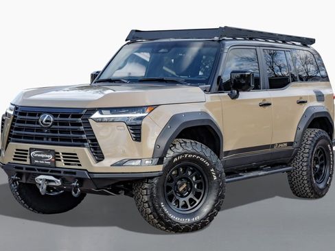 Used 2025 Lexus GX 550 image 4