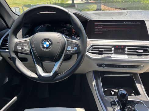 Used 2022 BMW X5 sDrive40i w/ Premium Package RWD image 31