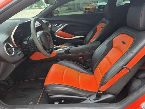 Used 2018 Chevrolet Camaro SS w/ Hot Wheels Edition RWD image 13