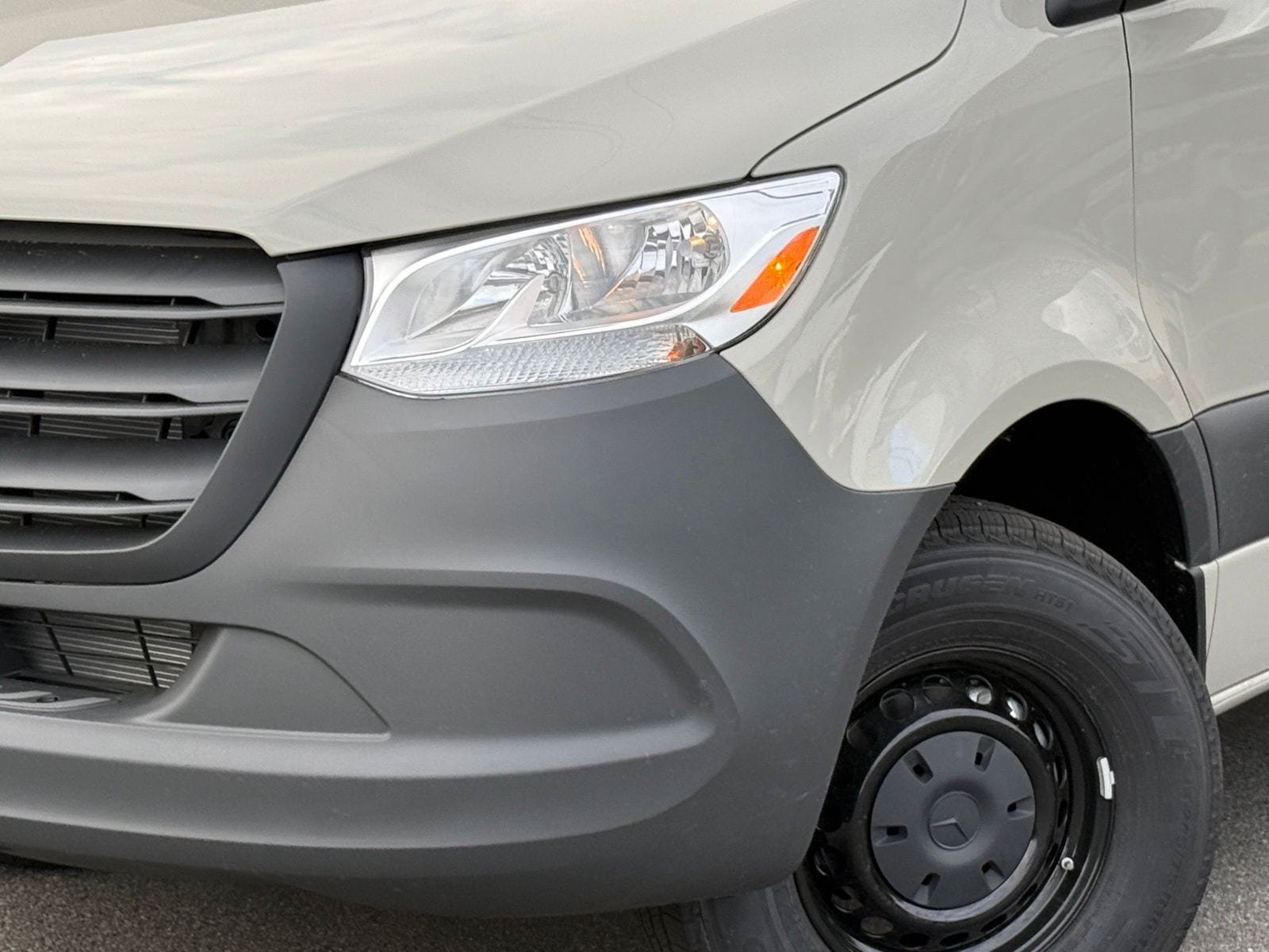 New 2026 Mercedes-Benz Sprinter 2500 image 3