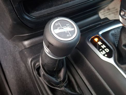 Used 2021 Jeep Wrangler Unlimited Sahara image 22