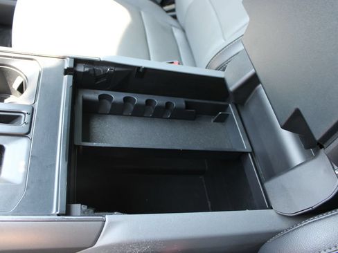 Used 2023 Ford F150 Lariat AWD/4WD image 52