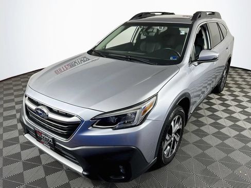 Used 2022 Subaru Outback Limited w/ Popular Package #2 AWD/4WD image 3
