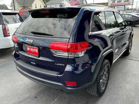 Used 2015 Jeep Grand Cherokee Laredo w/ Quick Order Package 23E AWD/4WD image 24