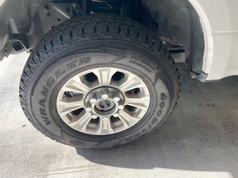 Used 2020 Ford F250 XLT w/ XLT Value Package AWD/4WD image 10