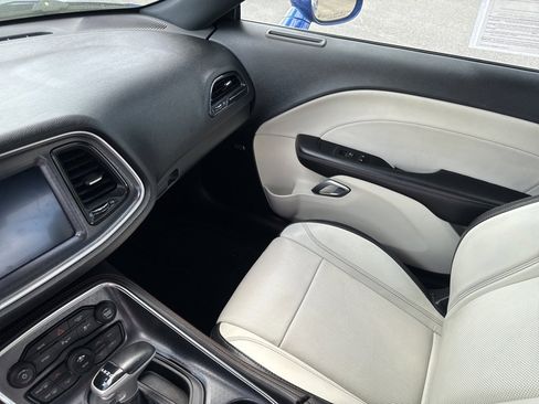 Used 2018 Dodge Challenger SXT Plus image 26