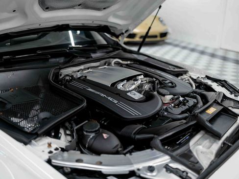 Used 2017 Mercedes-Benz C 63 AMG S image 93