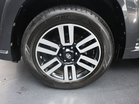 Used 2016 Toyota 4Runner Limited image 27