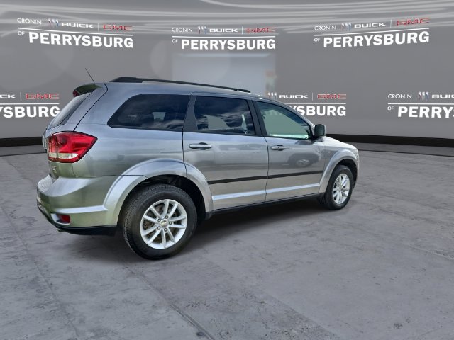 Used 2017 Dodge Journey SXT w/ Comfort/Convenience Group FWD image 8
