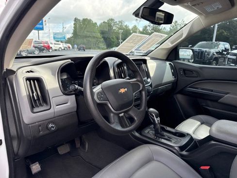 Used 2022 Chevrolet Colorado W/T w/ WT Convenience Package RWD image 15