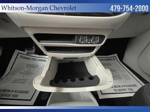 Used 2022 Chrysler Voyager LX image 36