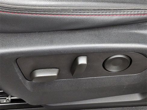 Used 2023 Chevrolet Suburban RST image 12