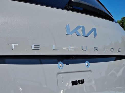 Certified 2024 Kia Telluride SX Prestige X-Line AWD/4WD image 31