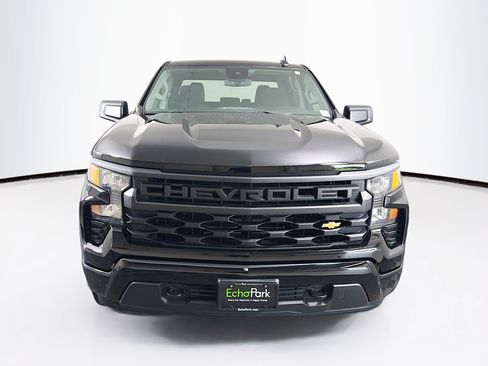 Used 2024 Chevrolet Silverado 1500 Custom RWD image 2