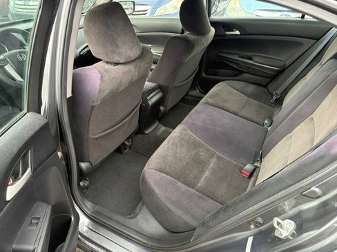 Used 2010 Honda Accord LX image 6