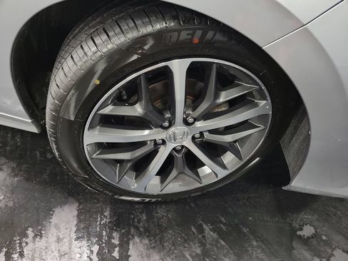 Used 2023 Honda Civic Touring image 10