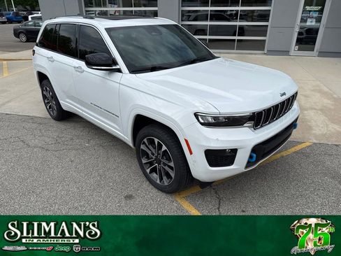 Used 2022 Jeep Grand Cherokee Overland AWD/4WD image 1