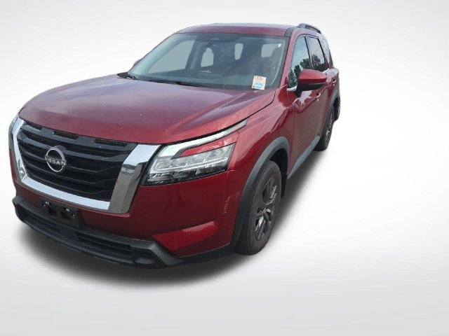 Used 2022 Nissan Pathfinder SV AWD/4WD image 2