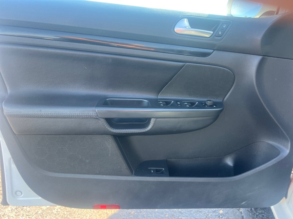 Used 2013 Volkswagen Jetta TDI FWD image 10