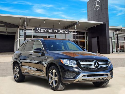 Certified 2019 Mercedes-Benz GLC 300 image 2