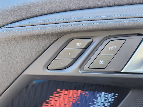 Used 2025 BMW M2 w/ Lighting Package image 24