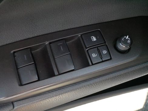 Certified 2023 Toyota Camry SE image 19