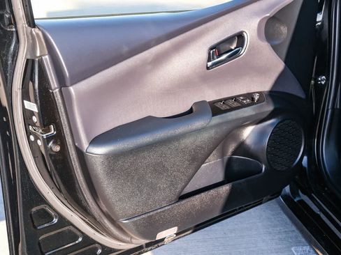 Certified 2020 Toyota Prius Prime Limited w/ Carpet Mat Package FWD image 23