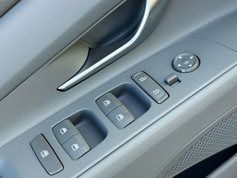 New 2026 Hyundai Elantra Sport FWD image 7