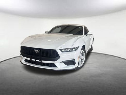 Certified 2026 Ford Mustang Coupe RWD image 1