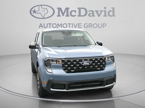 Used 2026 Ford Maverick XLT w/ XLT Luxury Package AWD/4WD image 2