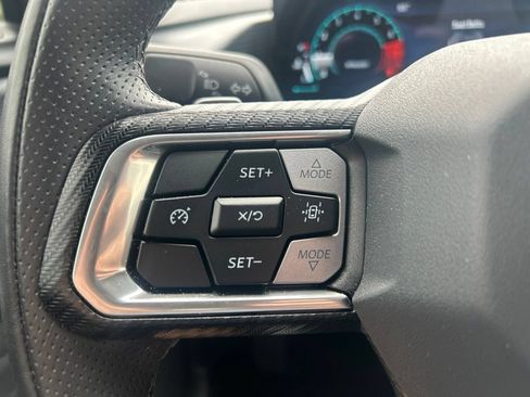 Used 2025 Ford Mustang Coupe RWD image 22