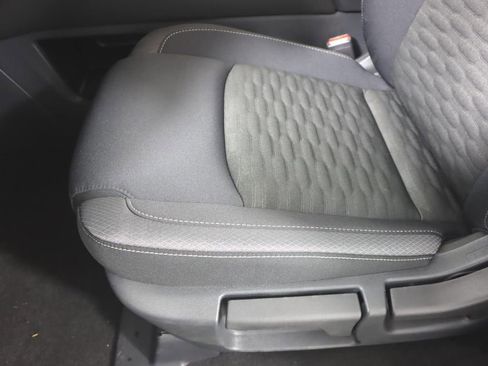 Certified 2025 Nissan Pathfinder S image 19