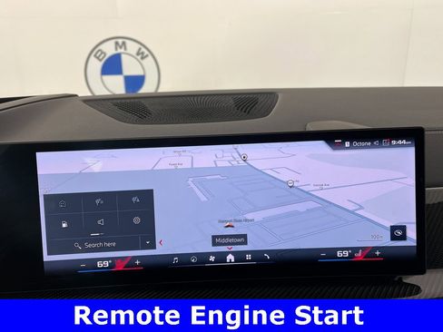 Used 2025 BMW X7 M60i w/ Executive Package image 8