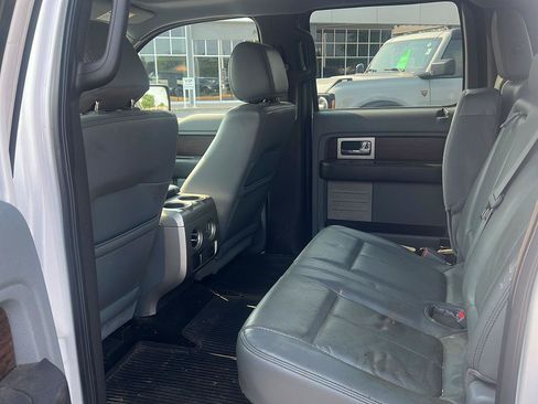 Used 2014 Ford F150 Lariat w/ Equipment Group 502A Luxury AWD/4WD image 18