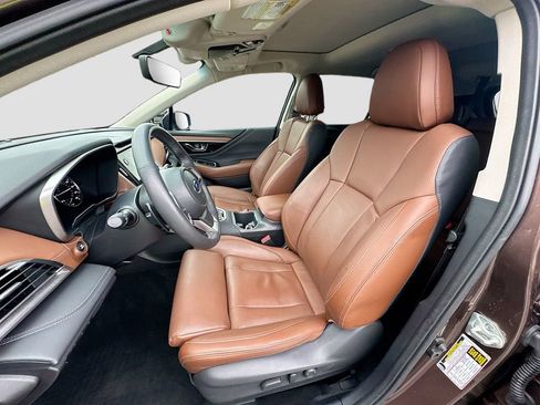 Used 2021 Subaru Outback Touring w/ Popular Package #2 image 26