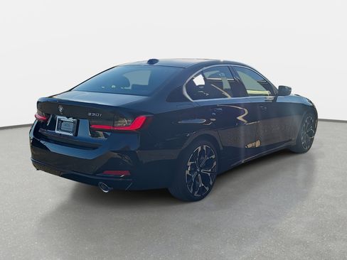 New 2025 BMW 330i xDrive Sedan w/ Premium Package image 5