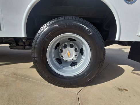 New 2026 Chevrolet Silverado 3500 W/T w/ WT Convenience Package AWD/4WD image 32