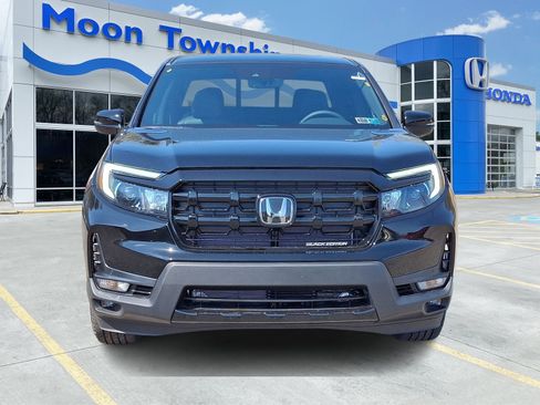 New 2026 Honda Ridgeline Black Edition image 2