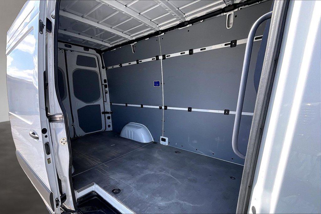 Used 2025 Mercedes-Benz Sprinter 2500 image 21