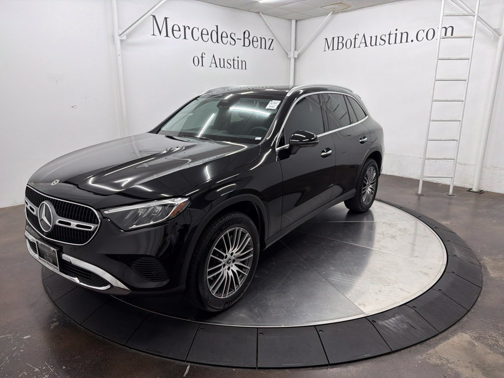 Certified 2024 Mercedes-Benz GLC 300 image 3